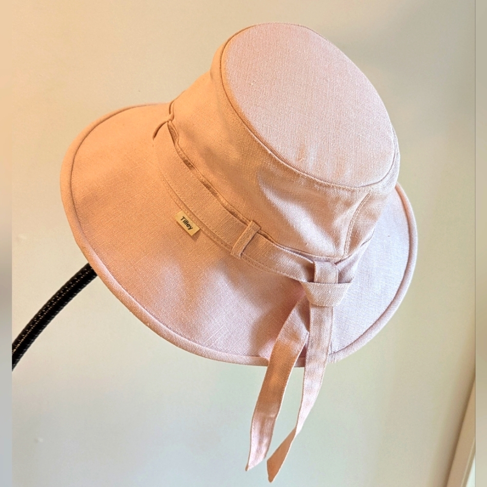 Large Tilley Melanie Hemp Sun hat In Dusty Pink